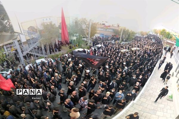 مراسم تشییع سه شهید تازه تفحص شده دوران دفاع مقدس در اصفهان