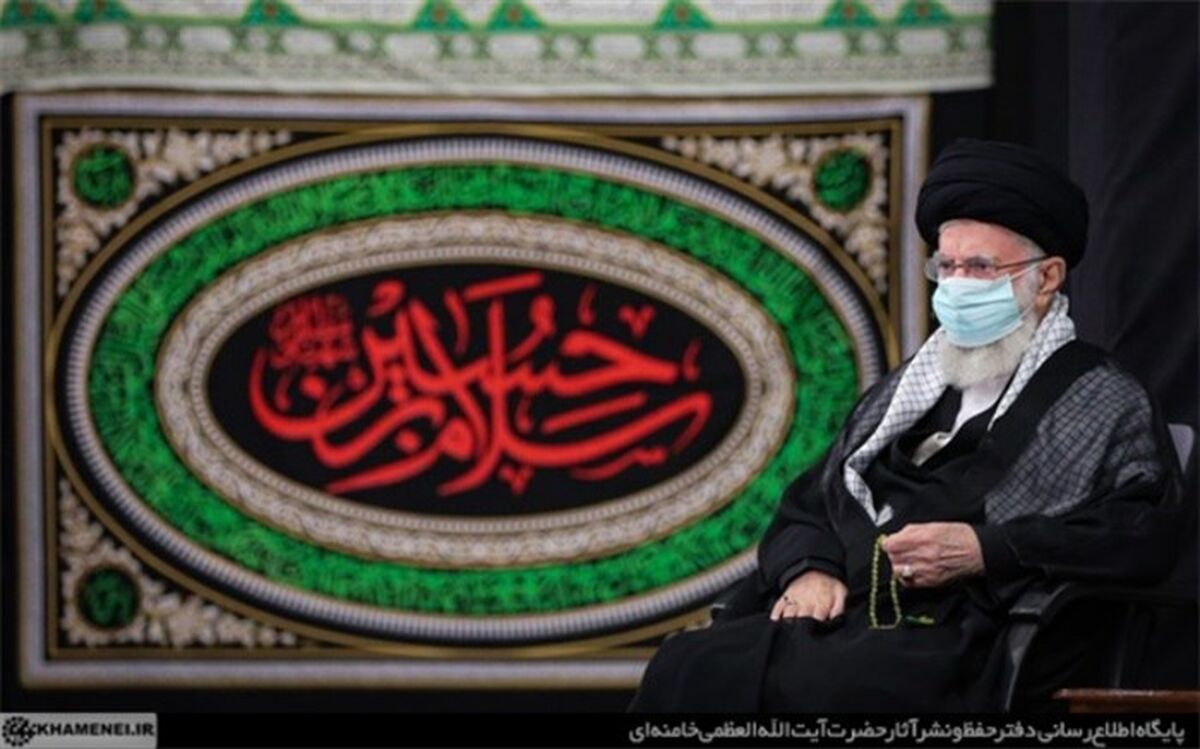 اولین شب مراسم عزاداری حضرت اباعبدالله‌ الحسین(ع) در حسینیه امام خمینی
