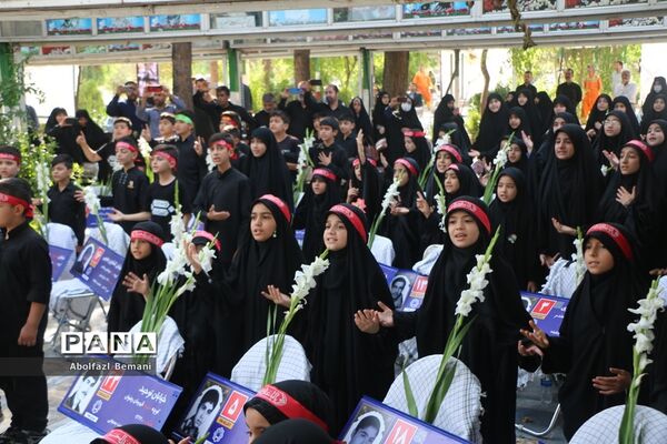 آیین آغاز نصب 222 تابلوی هوشمند شهدا در قم-2