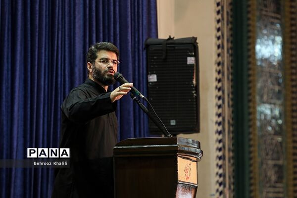 همایش شیرخوارگان حسینی در مصلی تهران