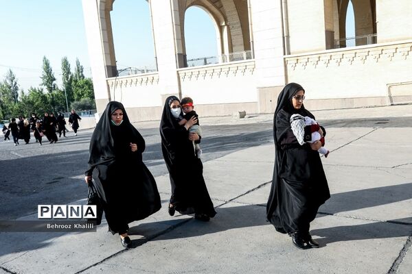 همایش شیرخوارگان حسینی در مصلی تهران