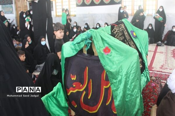 عزاداری مادران چابهاری در سوگ حضرت علی اصغر (ع)