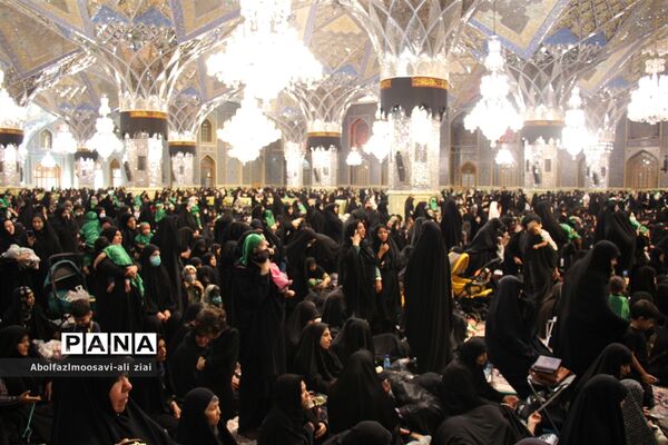 مراسم شیرخوارگان حسینی در حرم مطهر رضوی