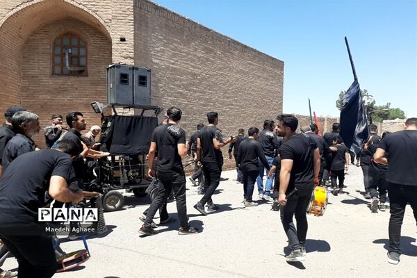 برگزاری مراسم زنجیر و سینه زنی در گناباد