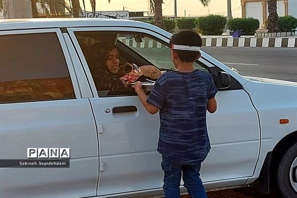 ایستگاه صلواتی حضرت قاسم ابن الحسن به همت دانش‌آموزان شهر اشکنان