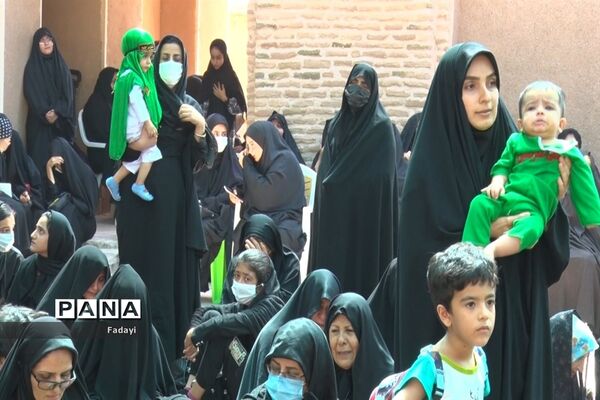 برگزاری مراسم شیرخوارگان حسینی در اردستان