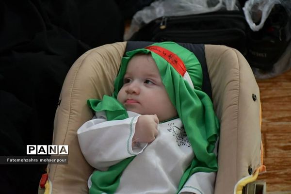 همایش شیرخوارگان حسینی با مهمانانی از جنس آسمان درمحمود آباد