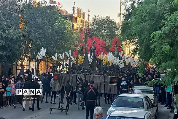 دسته‌روی عزاداران حسینی تا حرم مطهر رضوی