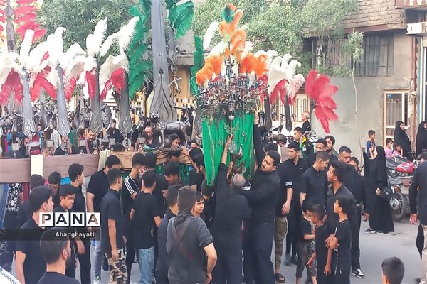 دسته‌روی عزاداران حسینی تا حرم مطهر رضوی