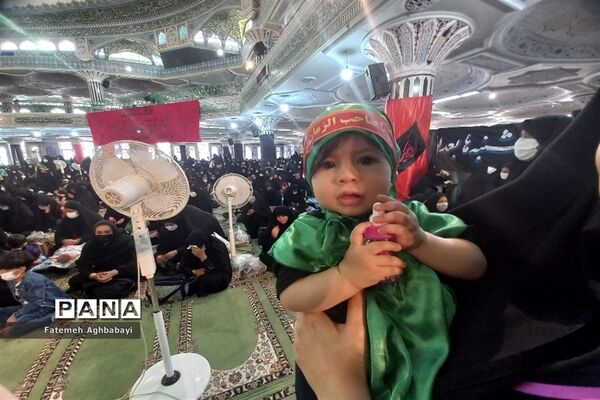برگزاری همایش شیرخوارگان حسینی در مصلی امام خمینی (ره )شهرکرد