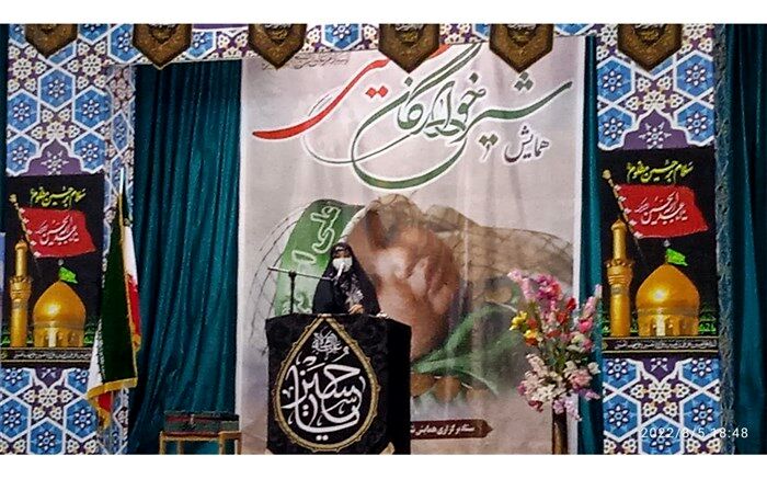 گره عاشورا را باید در غدیر پیدا کرد