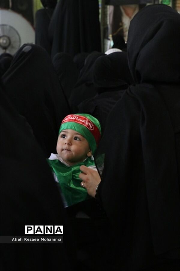 همایش شیرخوارگان حسینی در شهر محلات