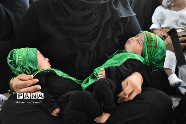 همایش شیرخوارگان حسینی در شهر محلات