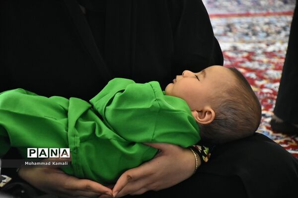 همایش شیرخوارگان حسینی در شهر محلات