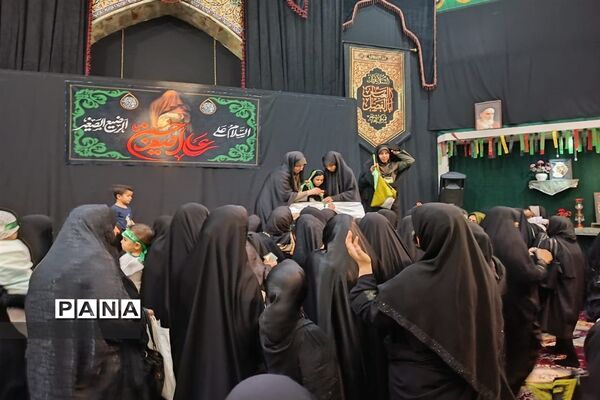 برگزاری همایش بزرگ شیرخوارگان حسینی در مصلای کرج