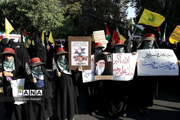 تجمع اعتراضی به جنایت‌های اخیر رژیم صهیونیستی در میدان فلسطین