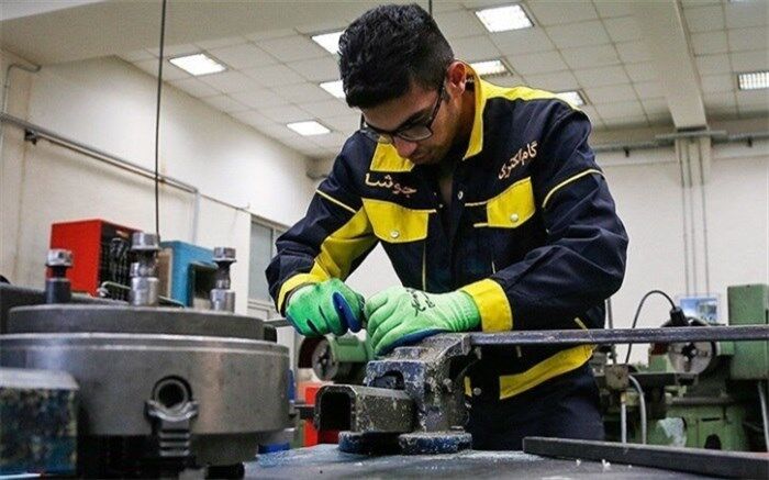 فضا و تجهیزات مراکز فنی و حرفه‌ای انگیزه لازم برای حضور دانش‌آموزان ایجاد نمی‌کند