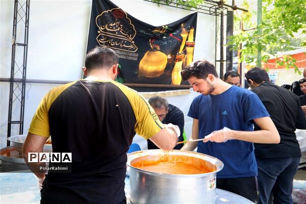 نذرواره ۷۲ خوان احسان حسینی در تبریز