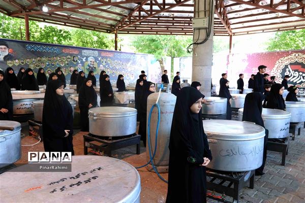 نذرواره ۷۲ خوان احسان حسینی در تبریز