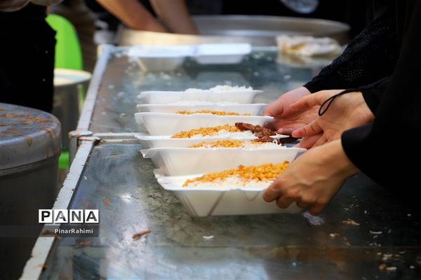 نذرواره ۷۲ خوان احسان حسینی در تبریز