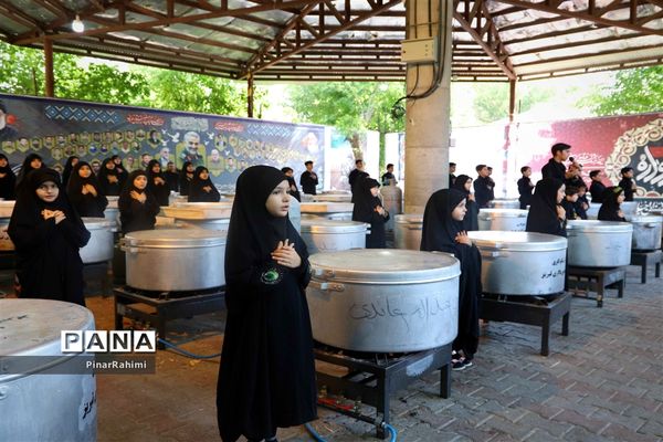 نذرواره ۷۲ خوان احسان حسینی در تبریز