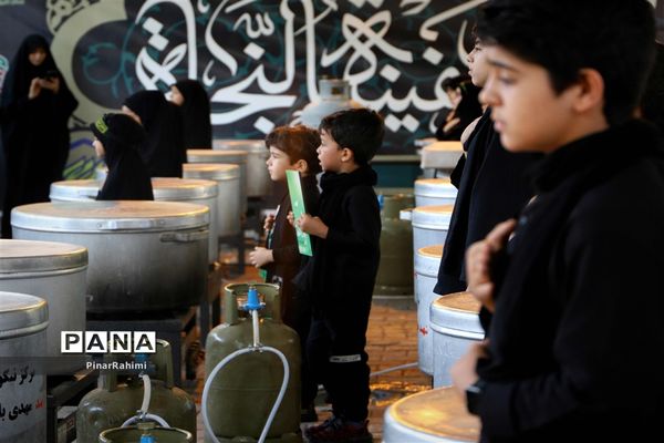 نذرواره ۷۲ خوان احسان حسینی در تبریز