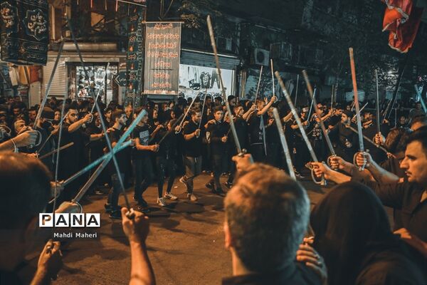 عزاداری شب عاشورا در محله رودکی