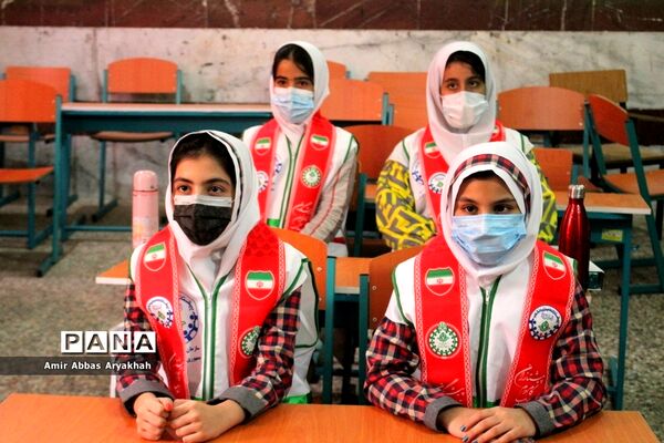 بازدید از کلاس‌های تابستانه پیشتازان  بوشهر