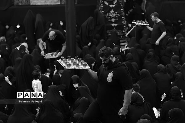 مراسم تاسوعای حسینی درتکیه سادات اخوی