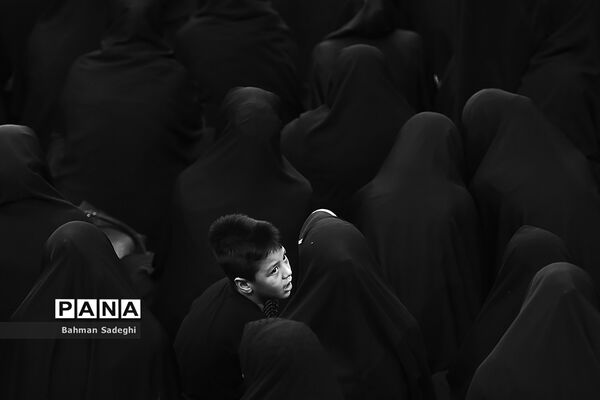 مراسم تاسوعای حسینی درتکیه سادات اخوی