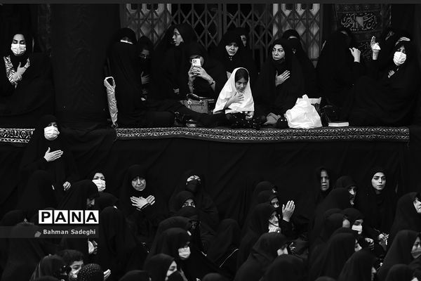 مراسم تاسوعای حسینی درتکیه سادات اخوی