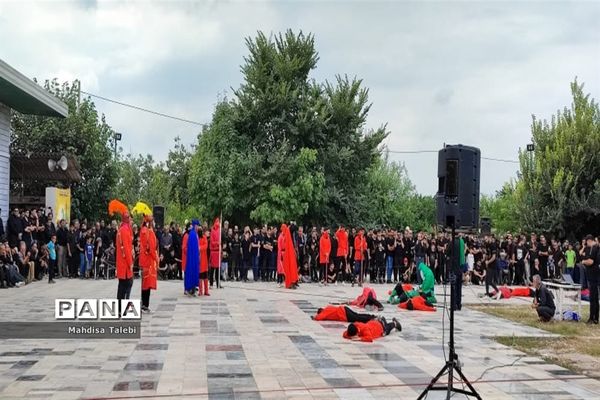 مراسم تعزیه خوانی در روستا  پلنگ آزاد میاندورود