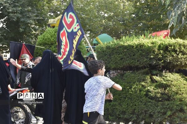 خاکسپاری پیکر مطهر شهید محمد امین کریمیان در بهنمیر