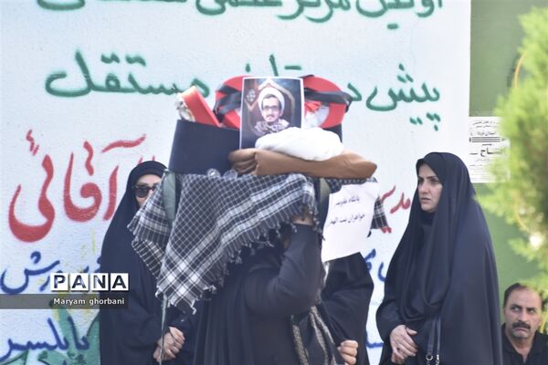 خاکسپاری پیکر مطهر شهید محمد امین کریمیان در بهنمیر