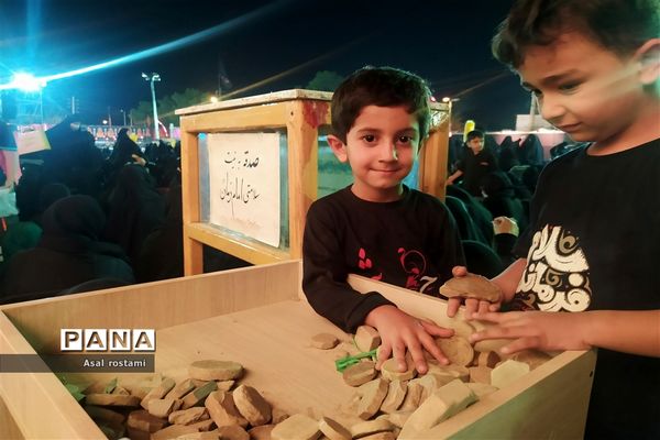 برگزاری مراسم عزاداری شب عاشورا در کانون فرهنگی رهپویان وصال شیراز