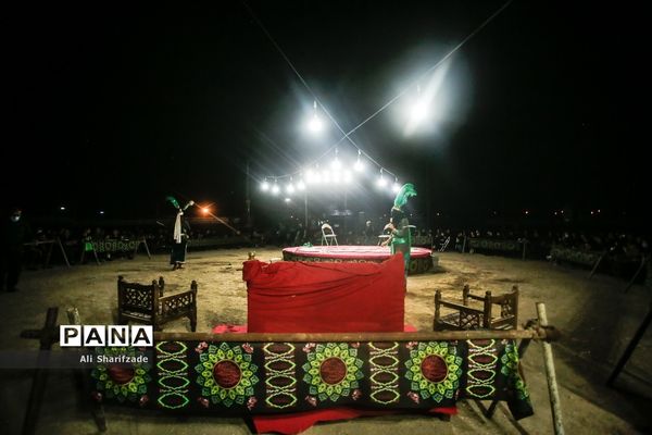 عزاداری شب عاشورا در محله دولت آباد