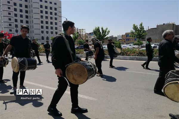 عزاداری روز عاشورا هیات جوانان نوغان در مشهد