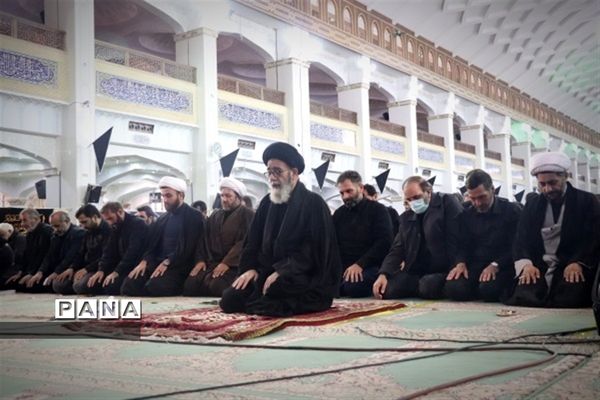 نماز ظهر عاشورا در تبریز