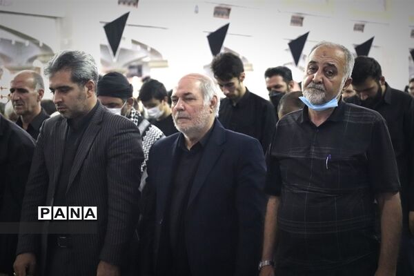 نماز ظهر عاشورا در تبریز