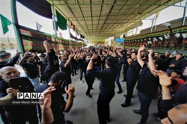 مراسم عزاداری روز عاشورا در کازرون