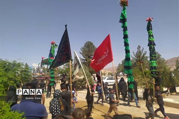 آیین عزاداری مردم شهر سورمق در سوگ امام حسین (ع)