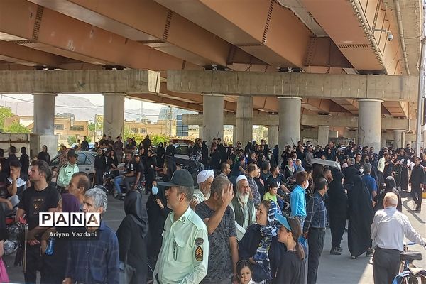 خاکسپاری پیکر مطهر سردار بی‌سر شهید اسکندری در شیراز