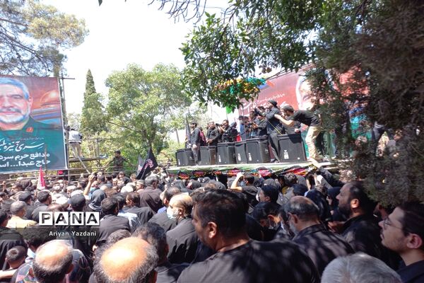 خاکسپاری پیکر مطهر سردار بی‌سر شهید اسکندری در شیراز