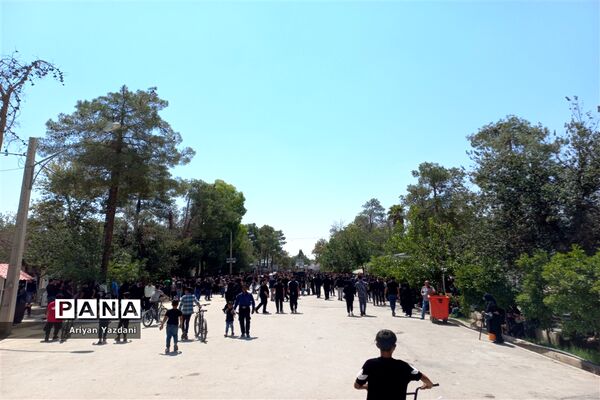 خاکسپاری پیکر مطهر سردار بی‌سر شهید اسکندری در شیراز