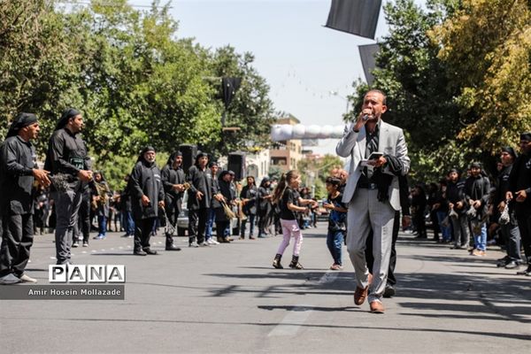 عزاداری مردم ارومیه در عاشورای حسینی