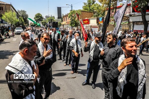 عزاداری مردم ارومیه در عاشورای حسینی