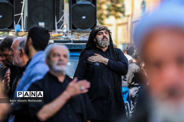 عزاداری مردم ارومیه در عاشورای حسینی