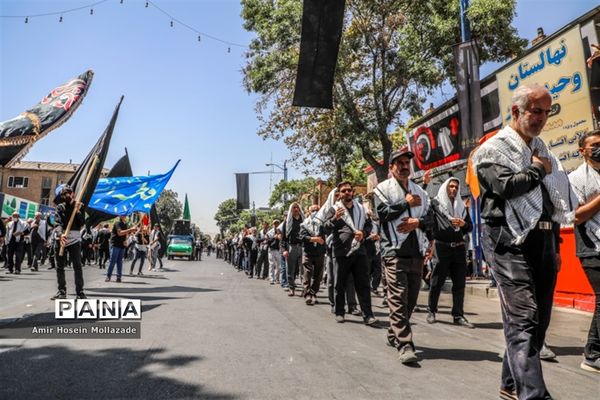 عزاداری مردم ارومیه در عاشورای حسینی