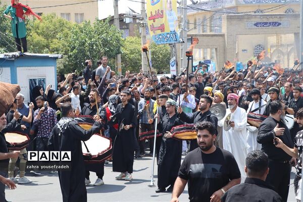 مراسم خیمه سوزان روز عاشورای حسینی در شیراز