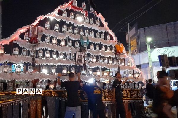 عزاداری شب عاشورا در سطح شهرستان قدس همراه با تعزیه‌خوانی